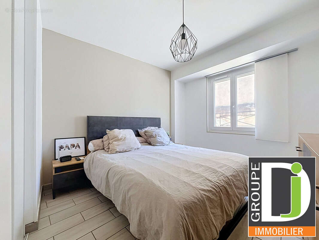 Appartement à ETOILE-SUR-RHONE