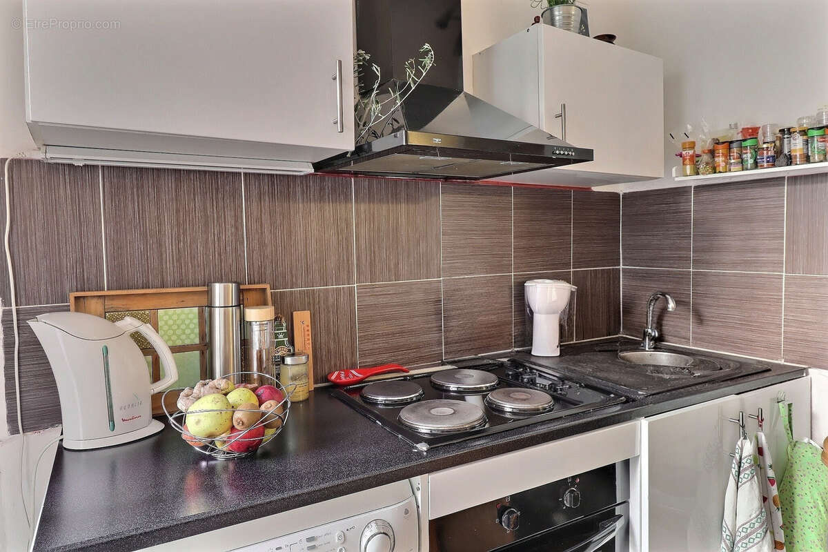 Appartement à MARSEILLE-6E