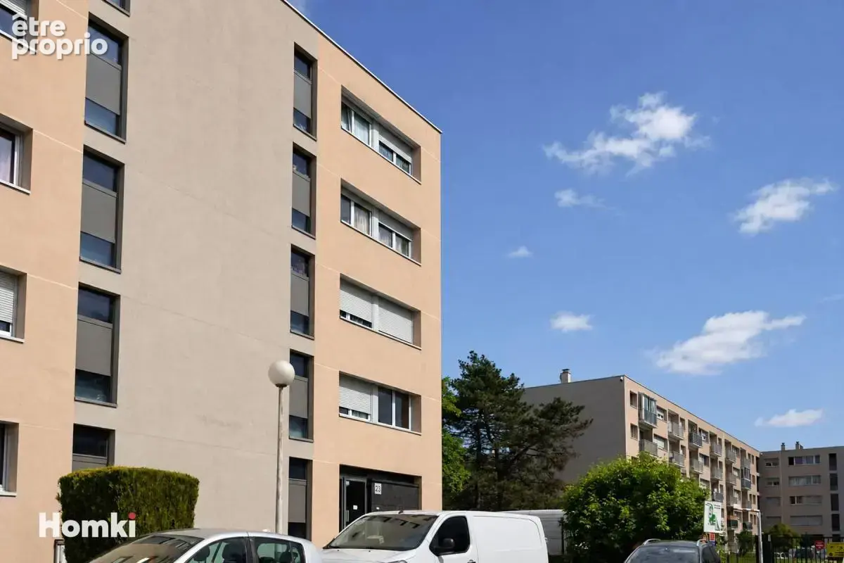 Appartement T3 de 57 m² à Bron 69500, Rue Marcel Bramet - photo 10