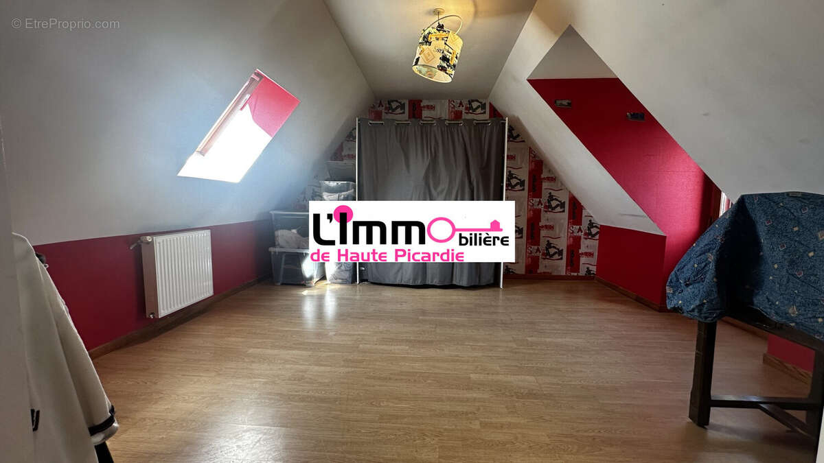 Maison 156 m² à Caix  - photo 7