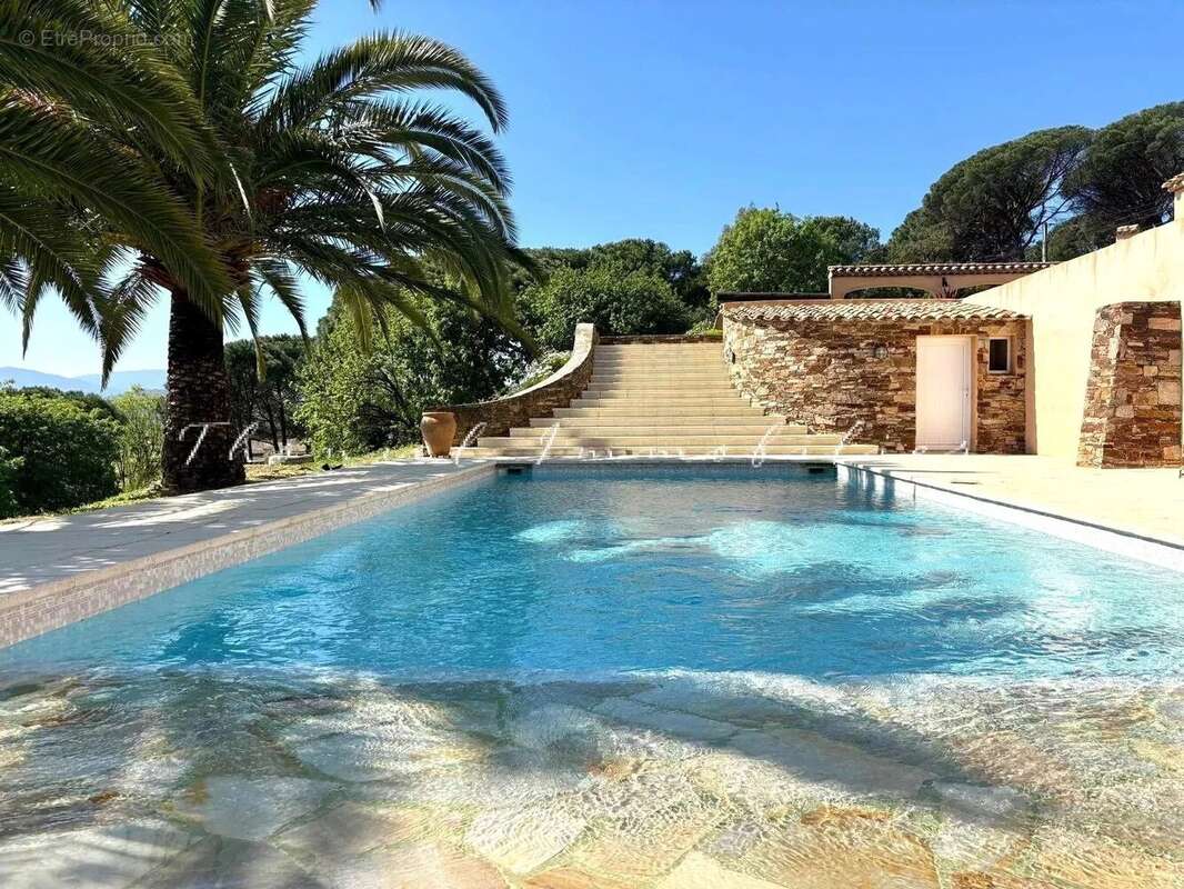 Maison à GRIMAUD