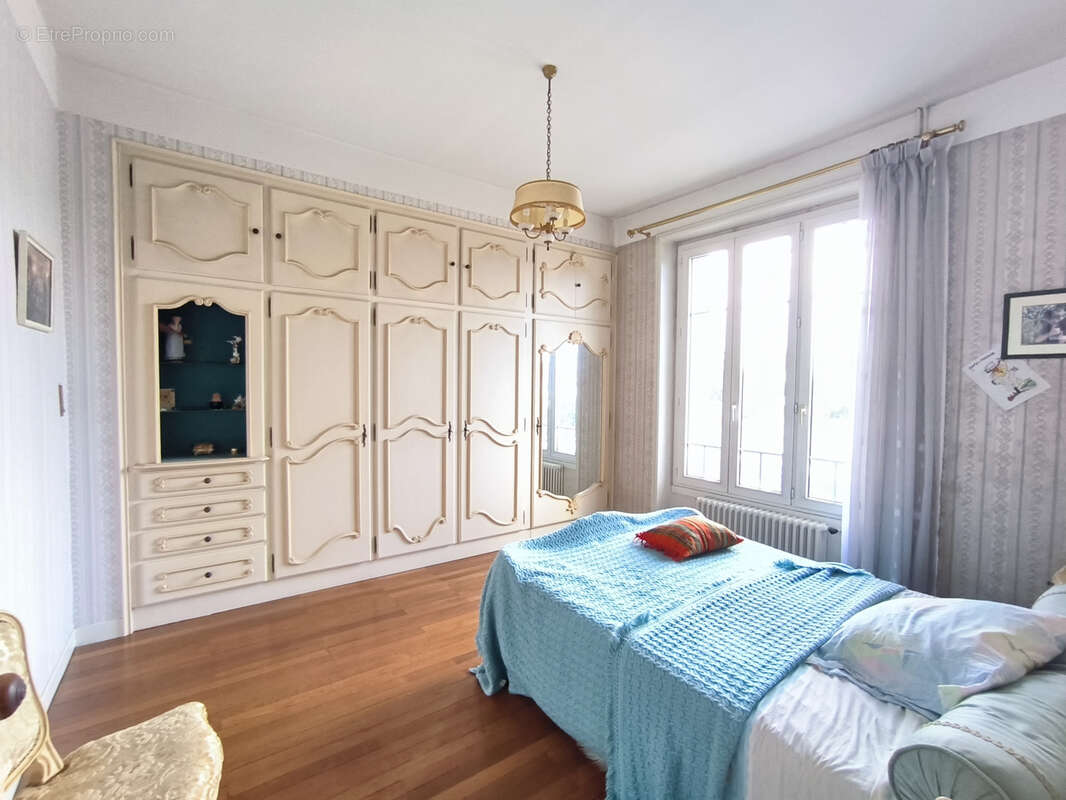 Maison à SAINT-SEBASTIEN-SUR-LOIRE