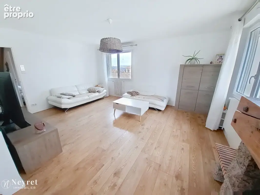 Maison familiale soignée de 257,61 m2 utiles - photo 3