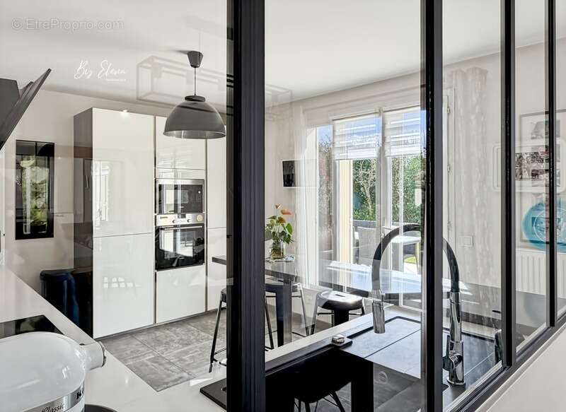 Maison à BUSSY-SAINT-GEORGES