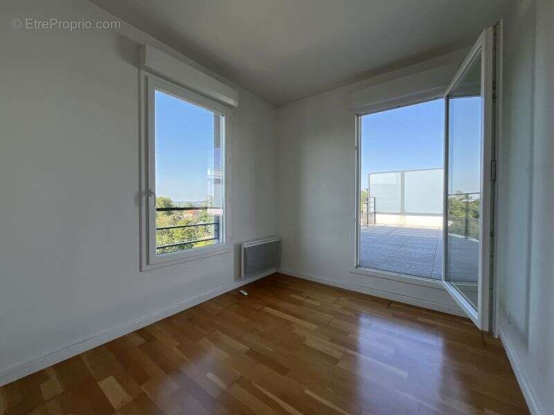 Appartement à QUINCY-SOUS-SENART