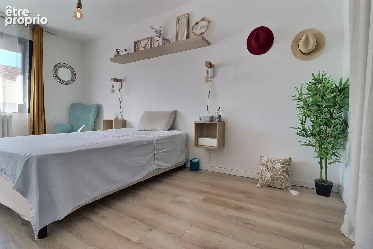 MARSANNAY-LA-CÖTE – Maison jumelée avec 3 chambres, terrasse et sous-sol - photo 7