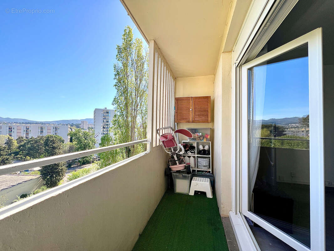 Appartement à MARSEILLE-13E
