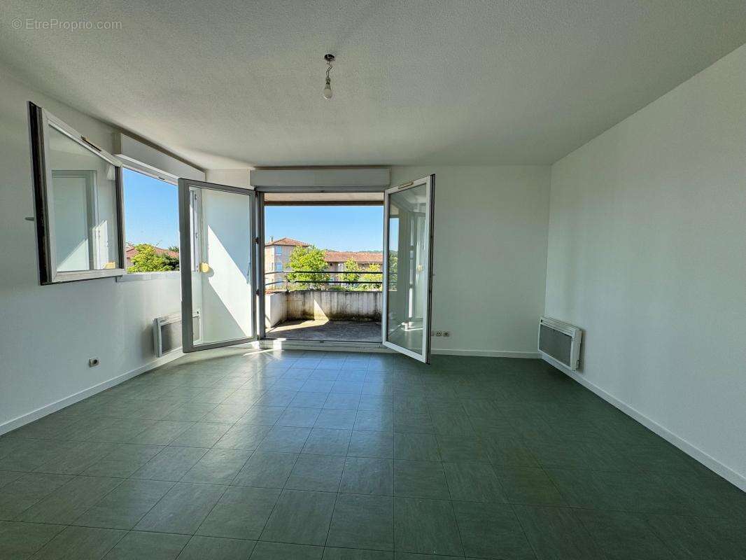 Appartement à VILLEFONTAINE