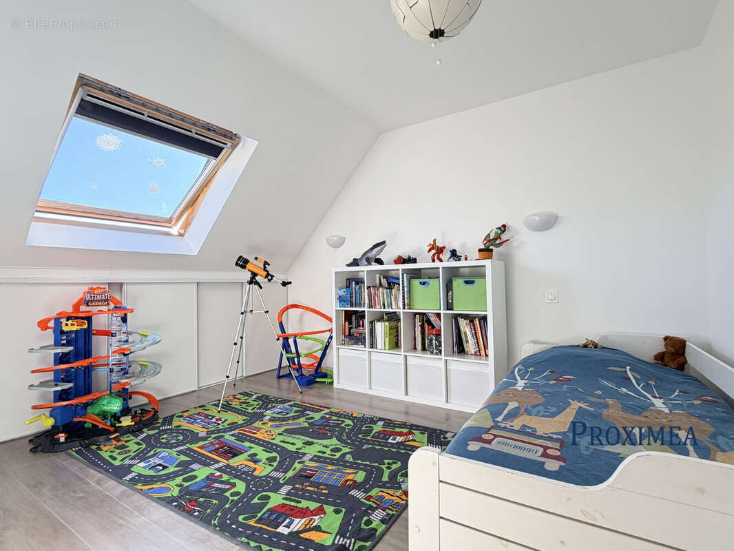 Maison à PONTAULT-COMBAULT