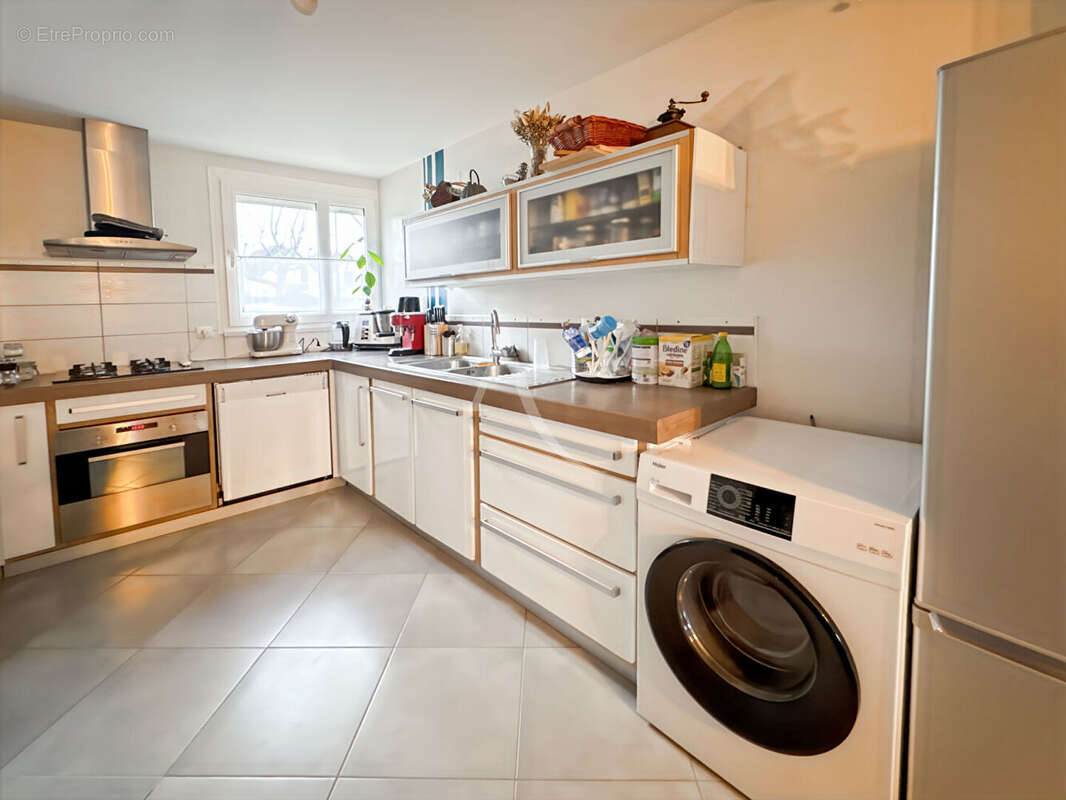 Maison à JOUY-LE-MOUTIER