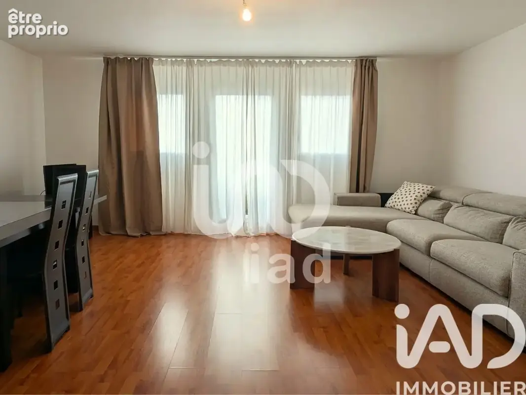 Photo 1 - Appartement à NOISIEL
