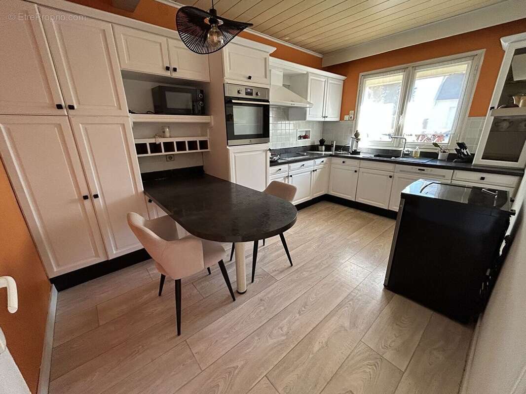 Maison 5 pièces à vendre à Pluguffan - Calme et Confort - photo 6