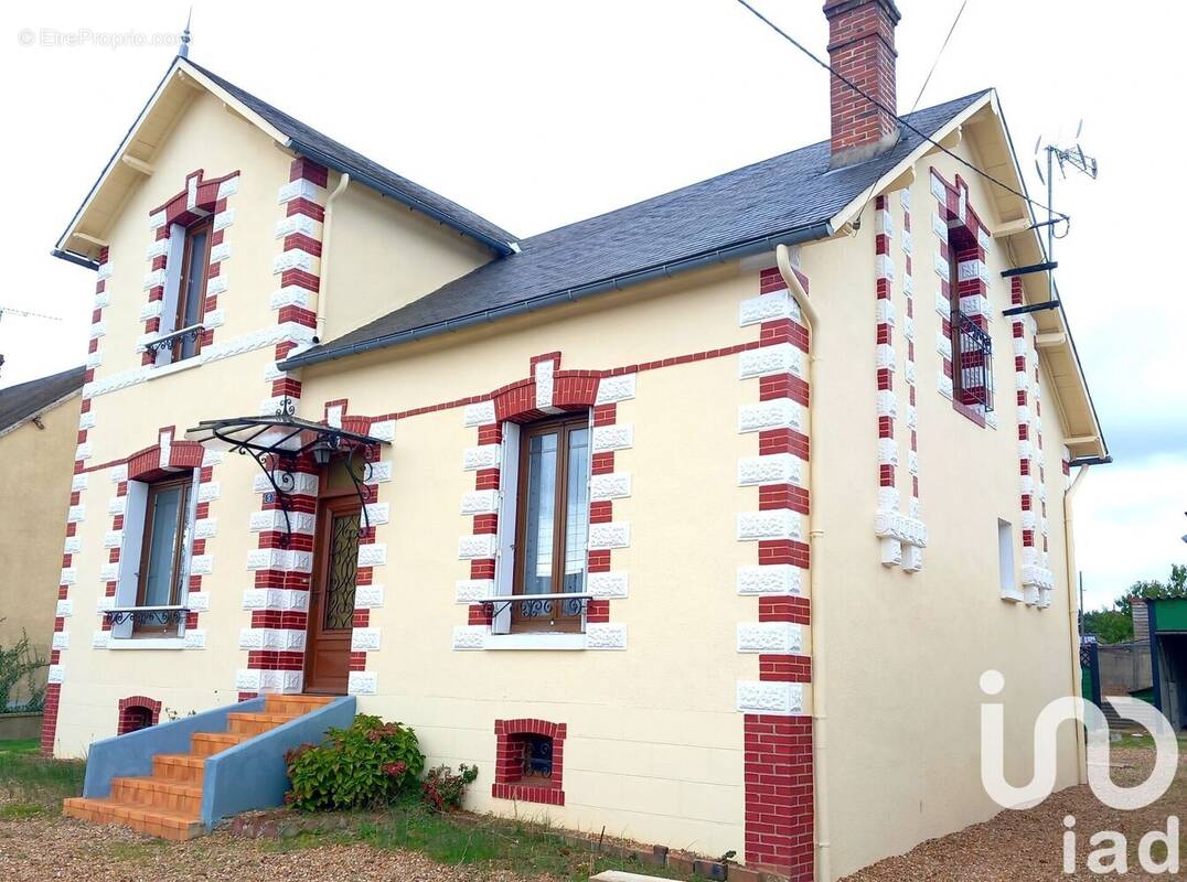 Photo 1 - Maison à LA BAZOCHE-GOUET