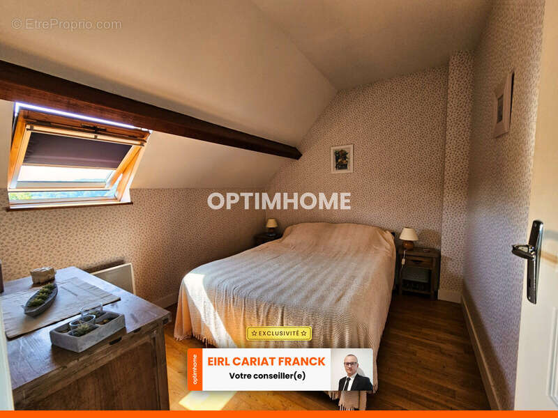 Maison à SAINT-ETIENNE-DE-FURSAC