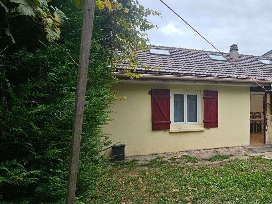 Maison à TREMBLAY-EN-FRANCE