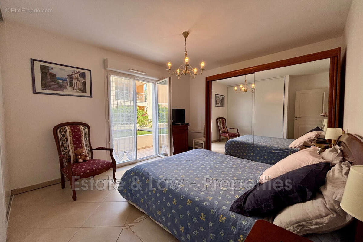 Appartement à LES ISSAMBRES