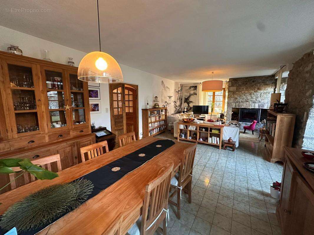 Maison à ROCLES