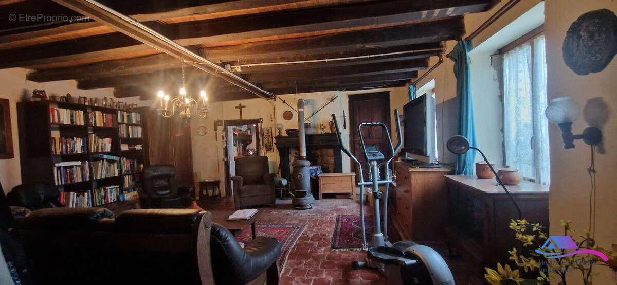 Salon séjour - Maison à CHATEAUMEILLANT