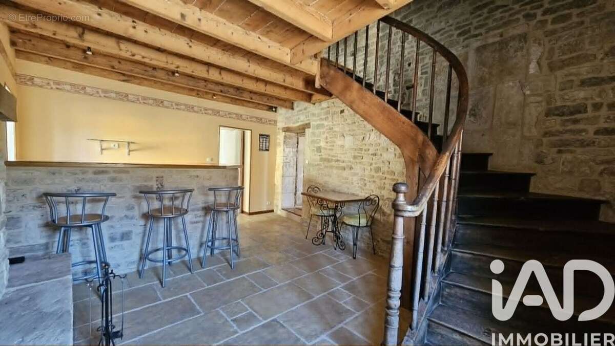Photo 5 - Maison à COURCOME