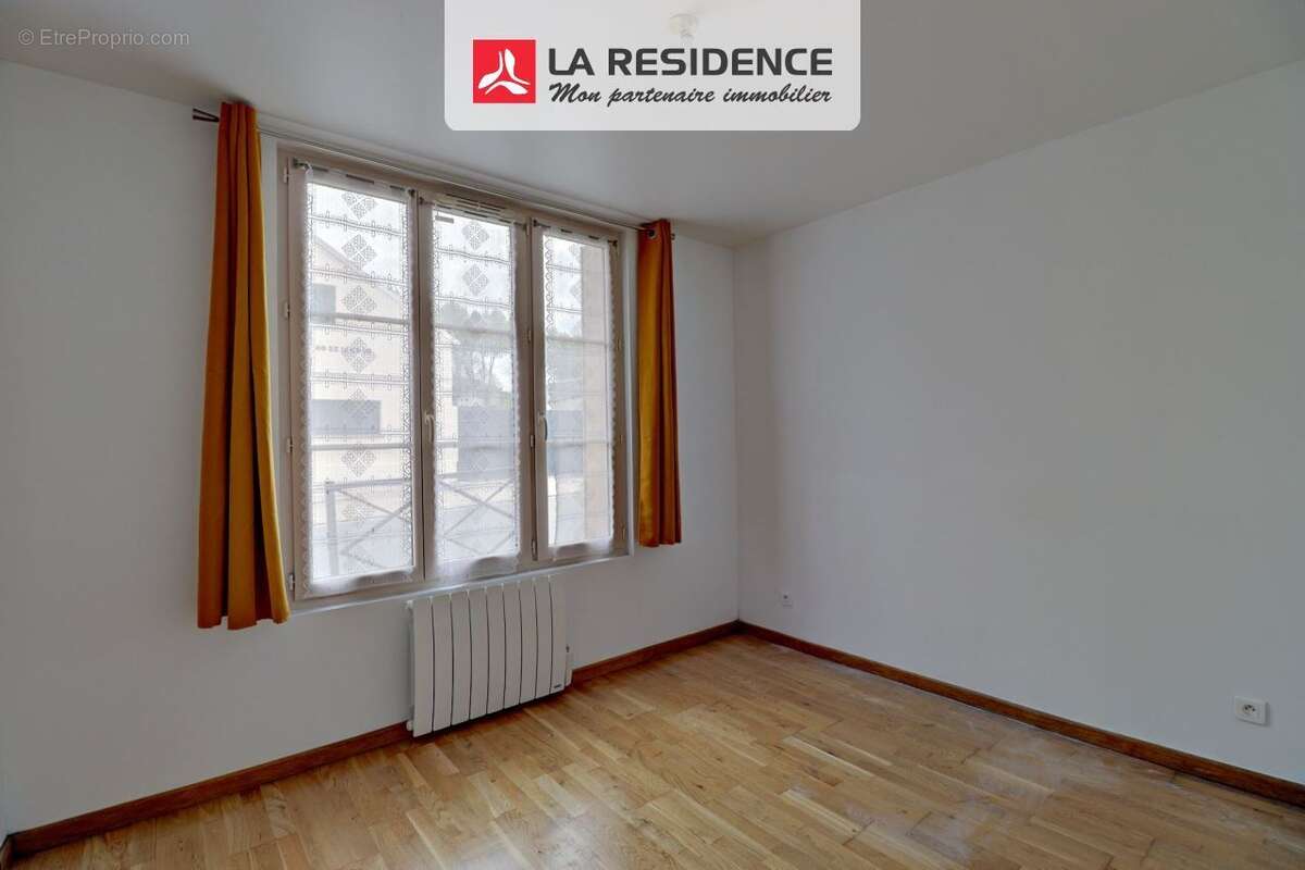 Appartement 36 m² à Magny-En-Vexin  - photo 3