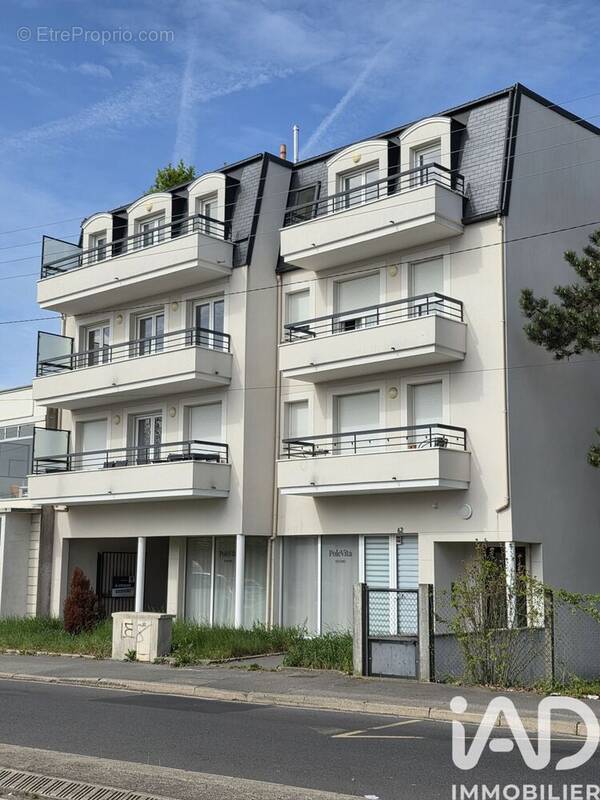 Photo 1 - Appartement à SAINTE-GENEVIEVE-DES-BOIS