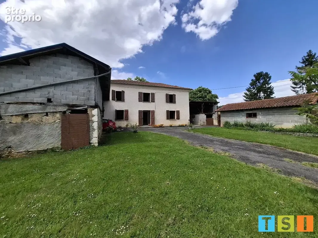 10 minutes de MONTREJEAU: maison ancienne avec dépendances. - photo 2
