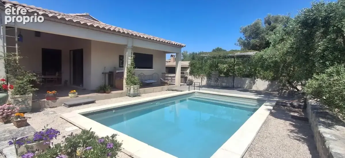 Villa récente avec piscine, Montfrin 133 m² habitables - photo 3