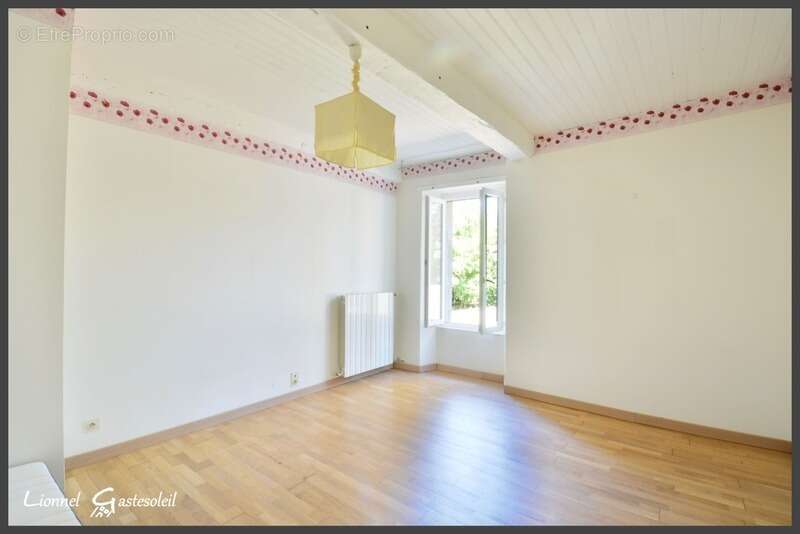 Maison en pierre de charme avec piscine 4 chambres en Gironde dans un cadre rare et privilégié isolée - photo 13