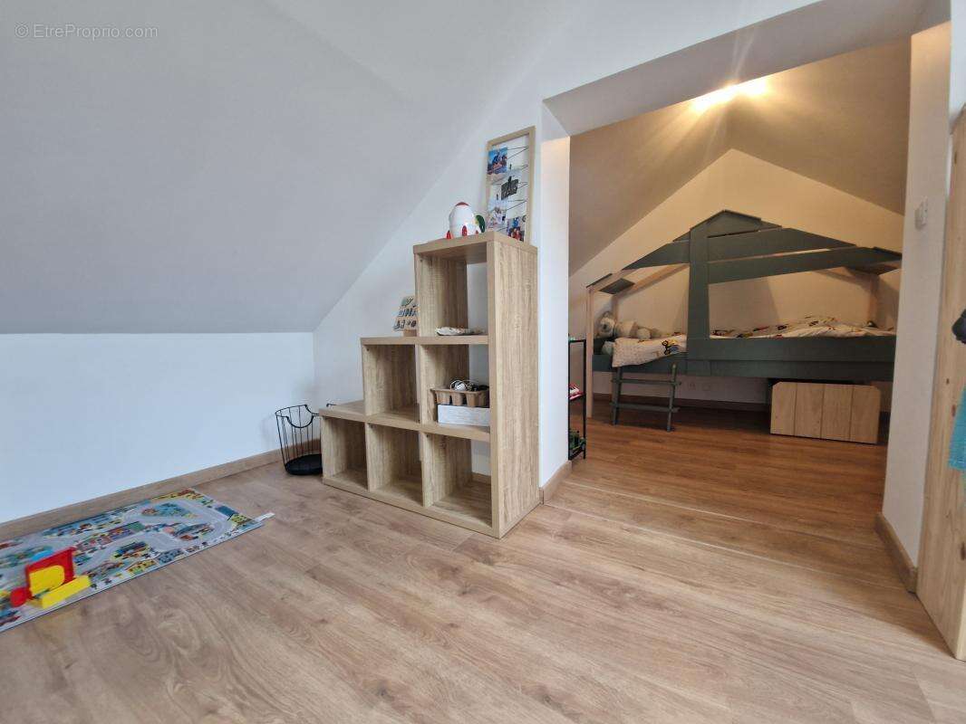 Maison à CONNERRE
