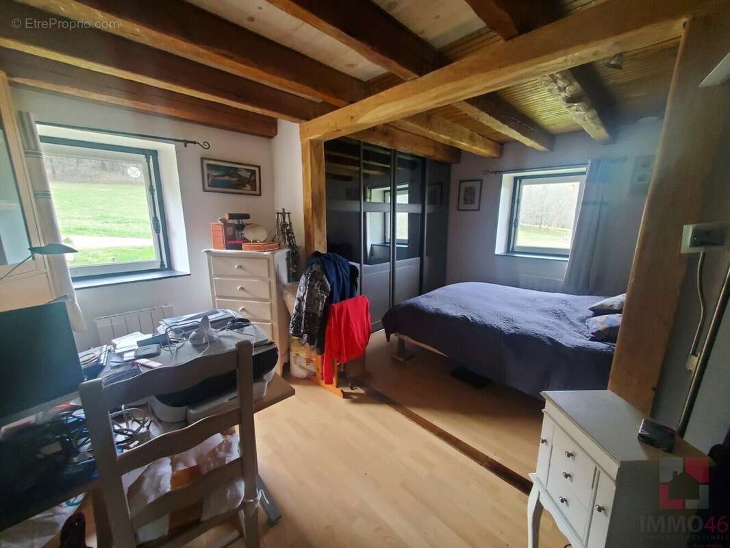 Maison à PRAYSSAC