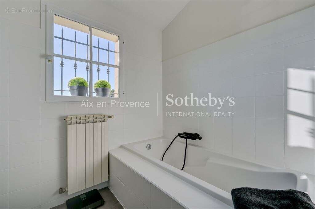 Maison à AIX-EN-PROVENCE