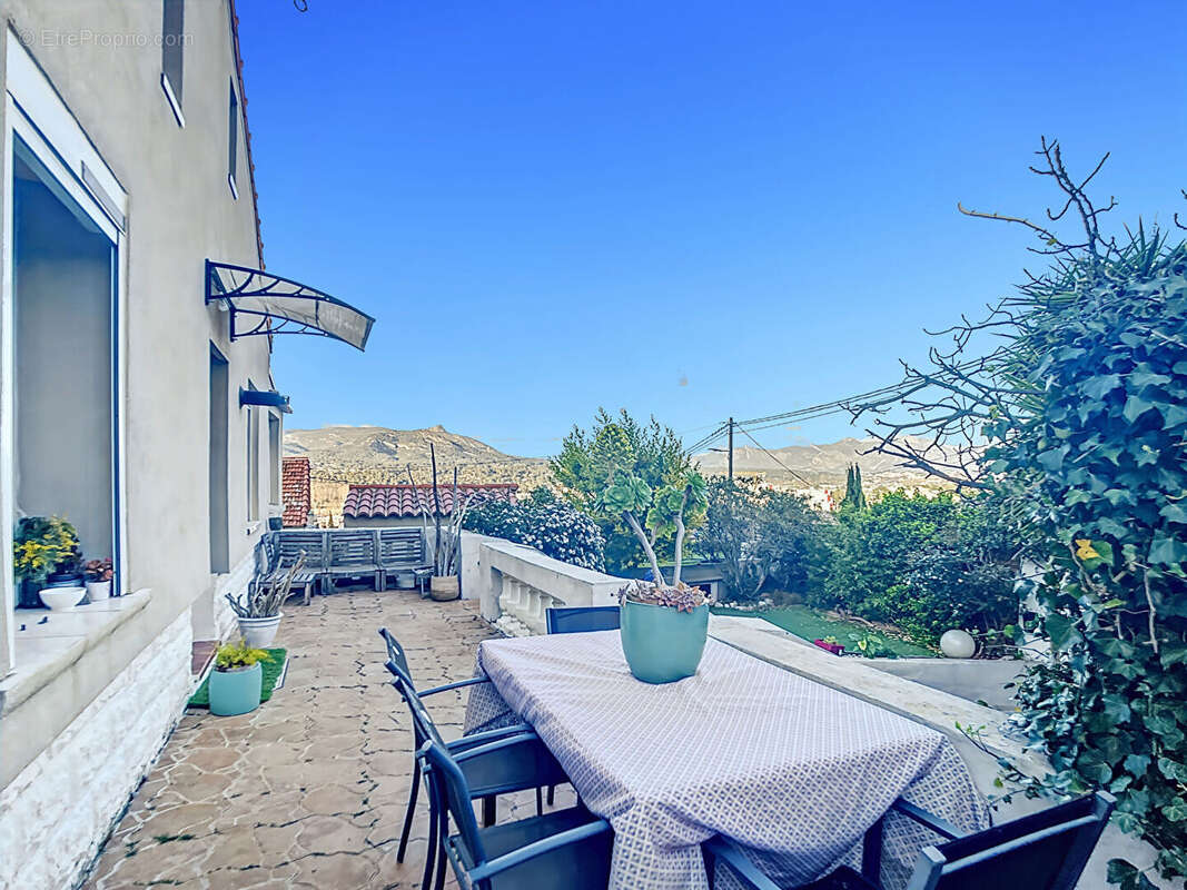 Maison à MARSEILLE-11E