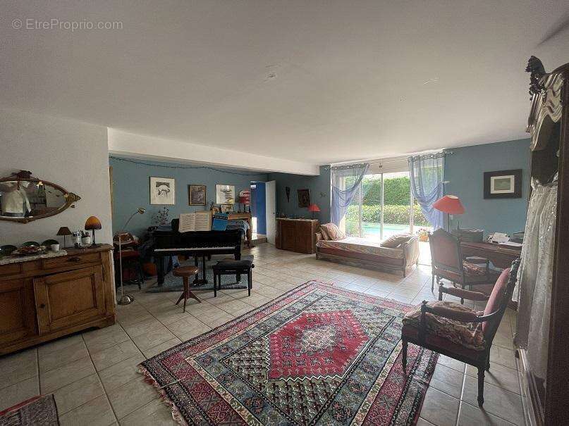 Maison à LORIOL-SUR-DROME