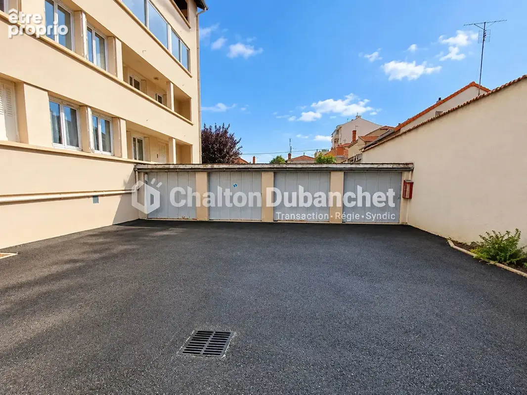 Roanne centre-ville -  appartement 74 m²  - 2 chambres - garage - photo 7