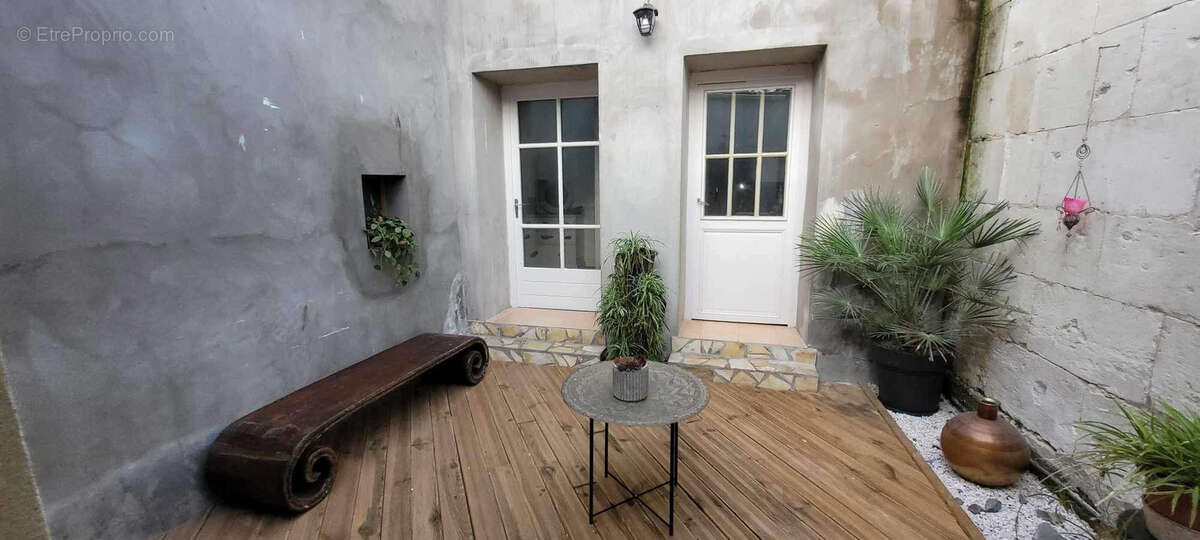 Maison à SAINT-FORT-SUR-GIRONDE