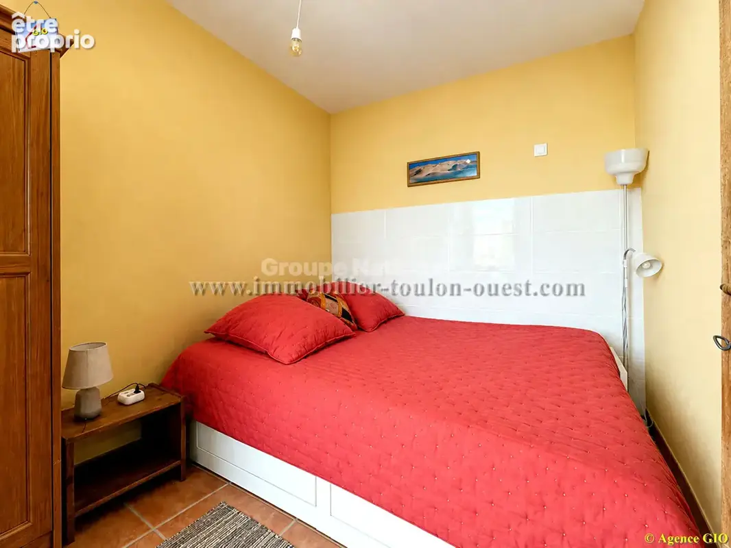 Toulon ouest -  vue mer - villa en deux logements t3  + t2 - terrain de 170 m² - photo 8