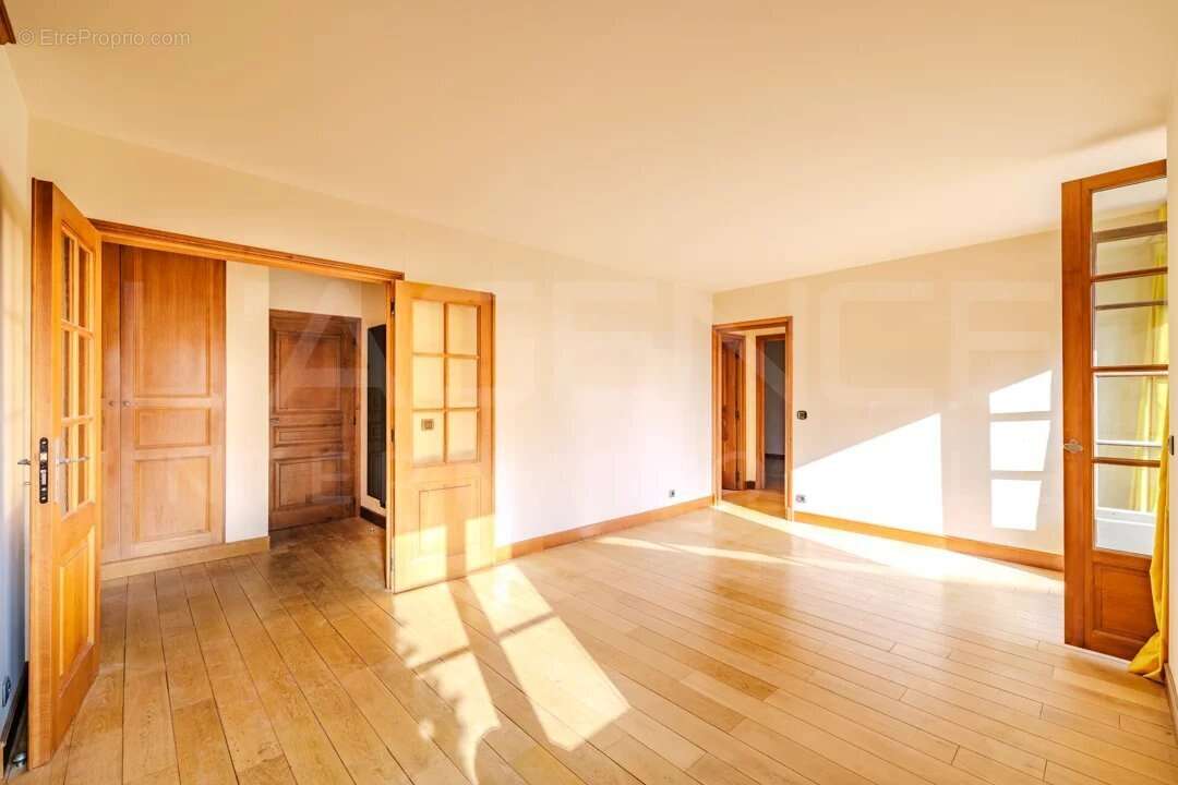 Appartement à CHAMBOURCY