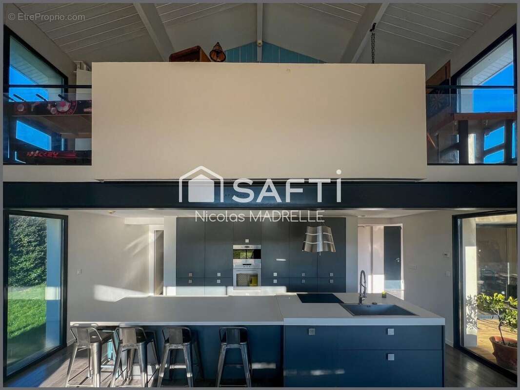 Photo 4 - Maison à FARGUES-SAINT-HILAIRE