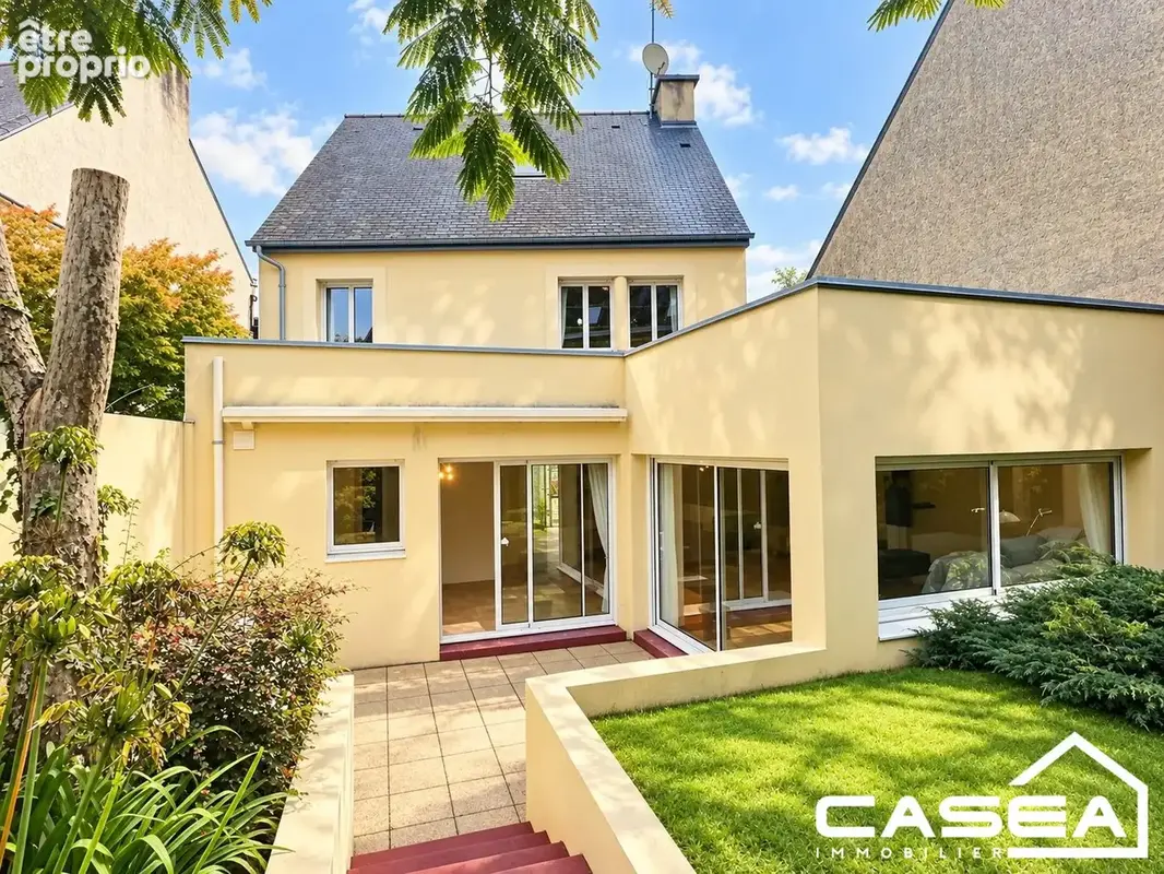 Maison 6 pièces 122 m² à vendre à Pont-L'abbe (29120) - photo 1