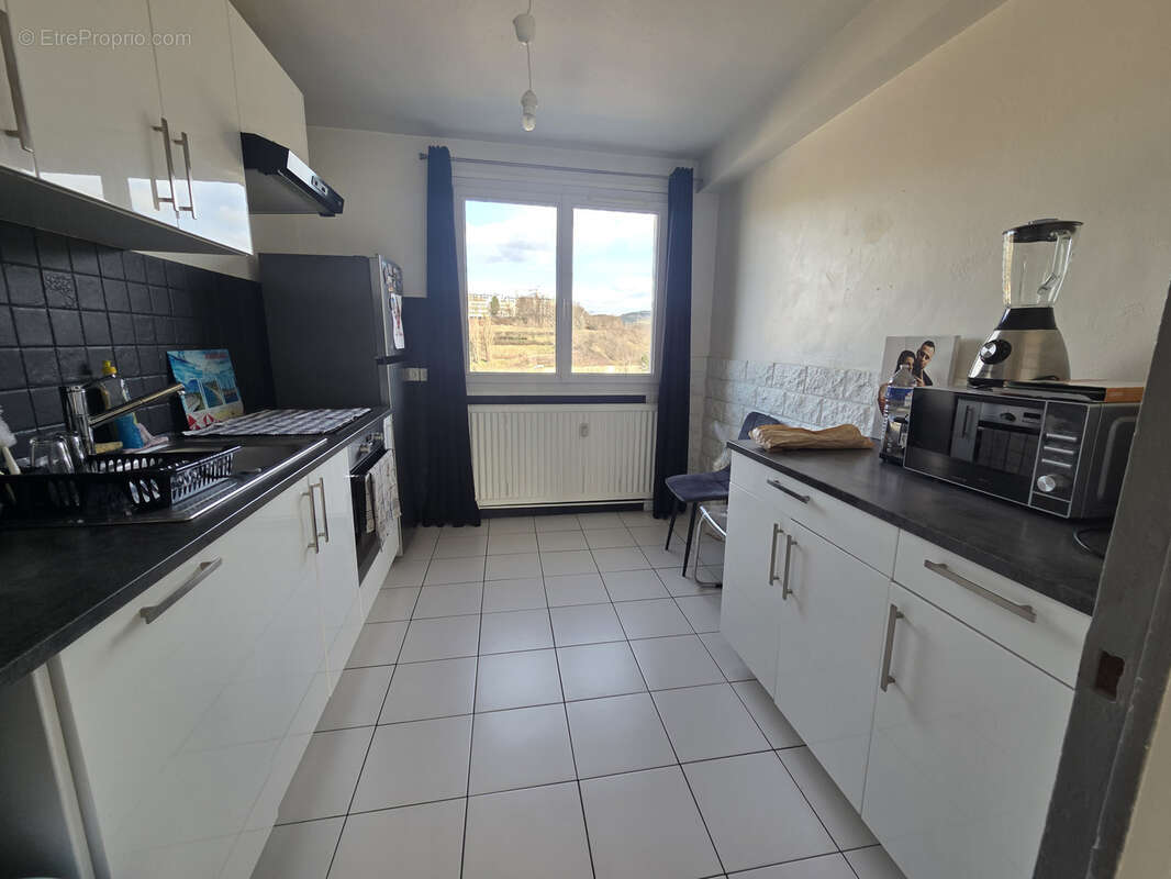 Appartement à SAINT-ETIENNE