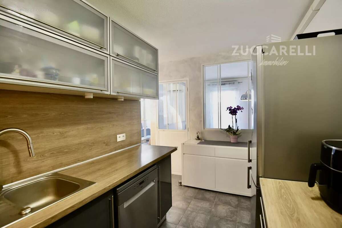 Appartement à SAINT-MARTIN-DU-VAR