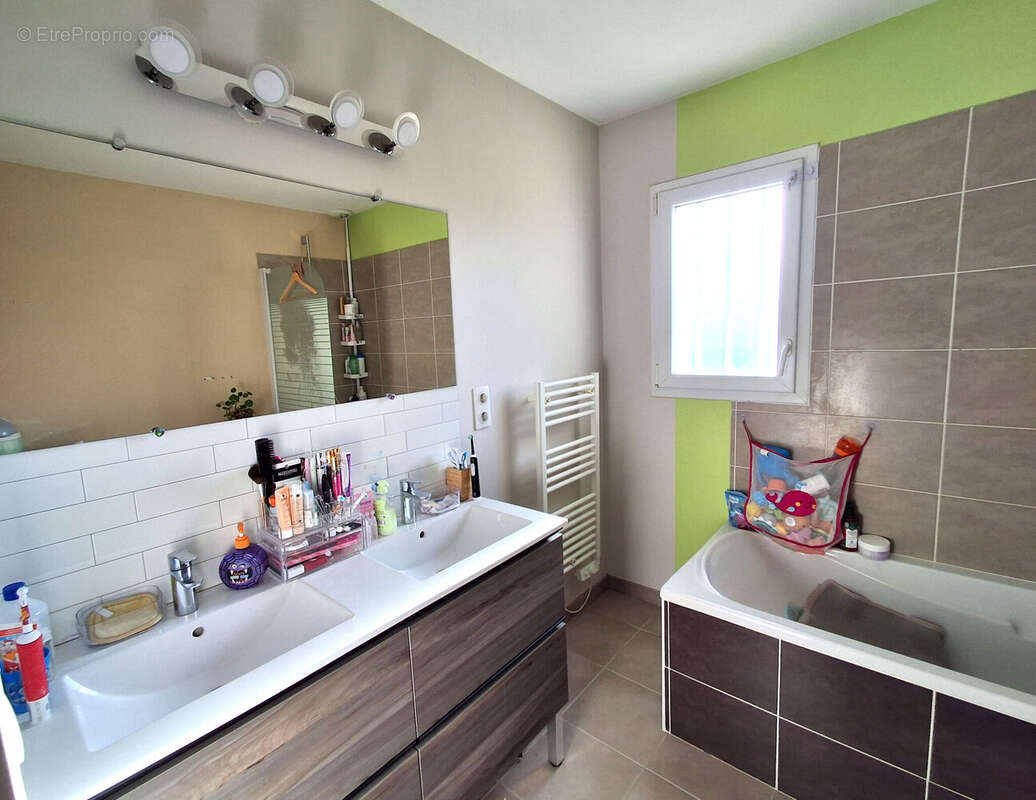 Photo 4 - Maison à VOUILLE