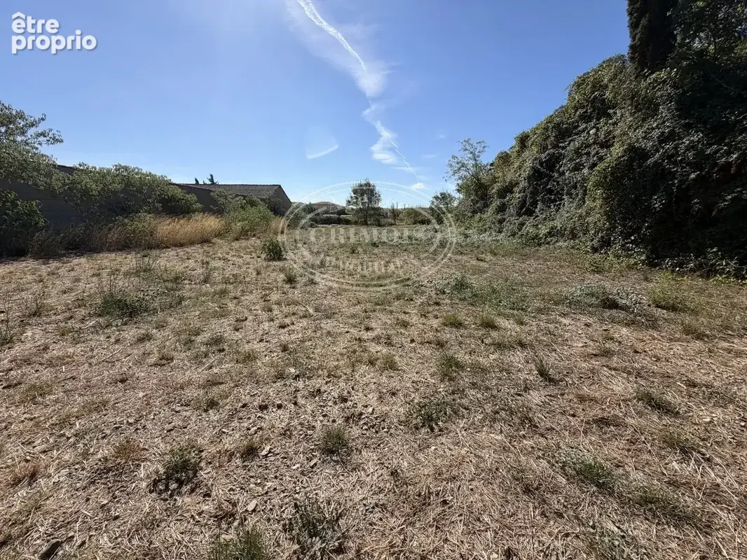 Lezignan-corbieres- maison plain-pied de 100 m² env./ terrains et hangar - photo 10