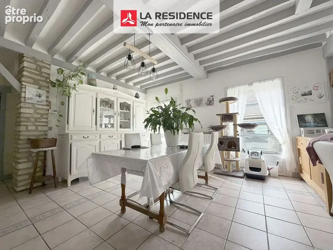 Maison 7 pièces 177 m² à vendre à Gadencourt (27120) - photo 2