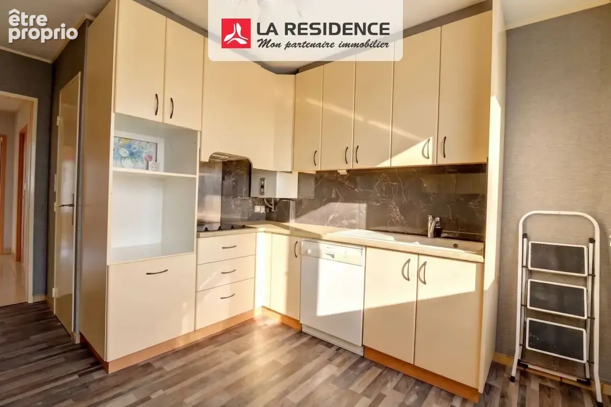 Appartement 5 pièces 113 m² à vendre à Blois (41000) - photo 5
