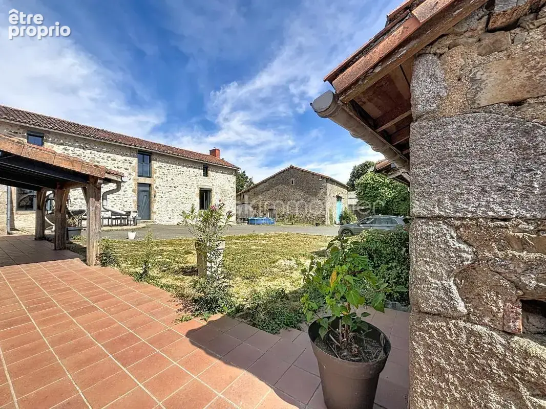 Maison à BRESSUIRE