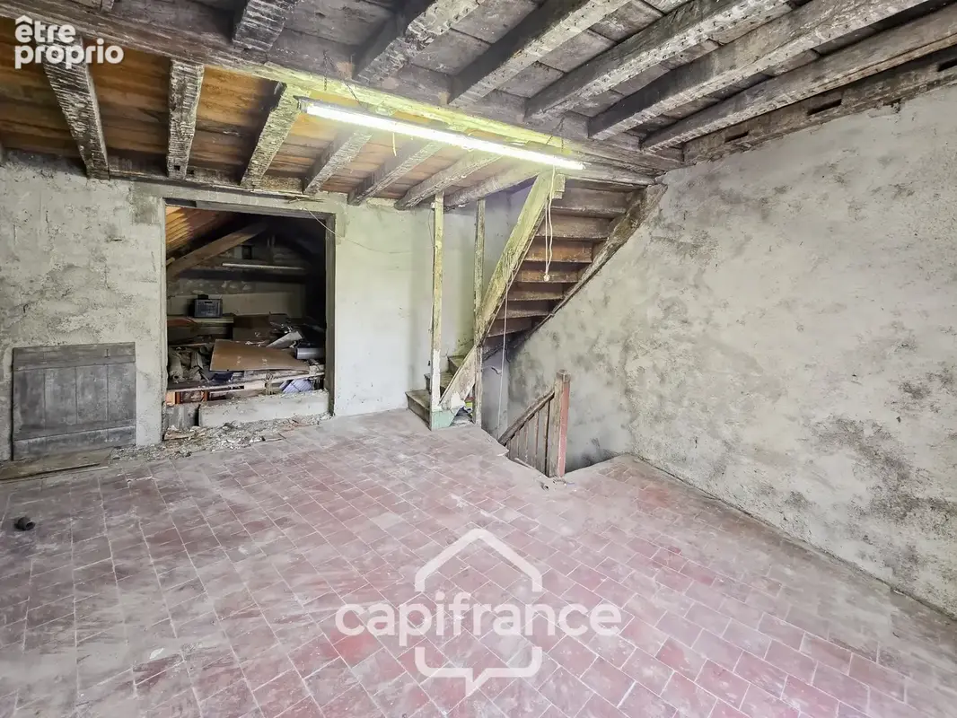 NEVERS (58) – Maison de ville à rénover – 90 m² - photo 14
