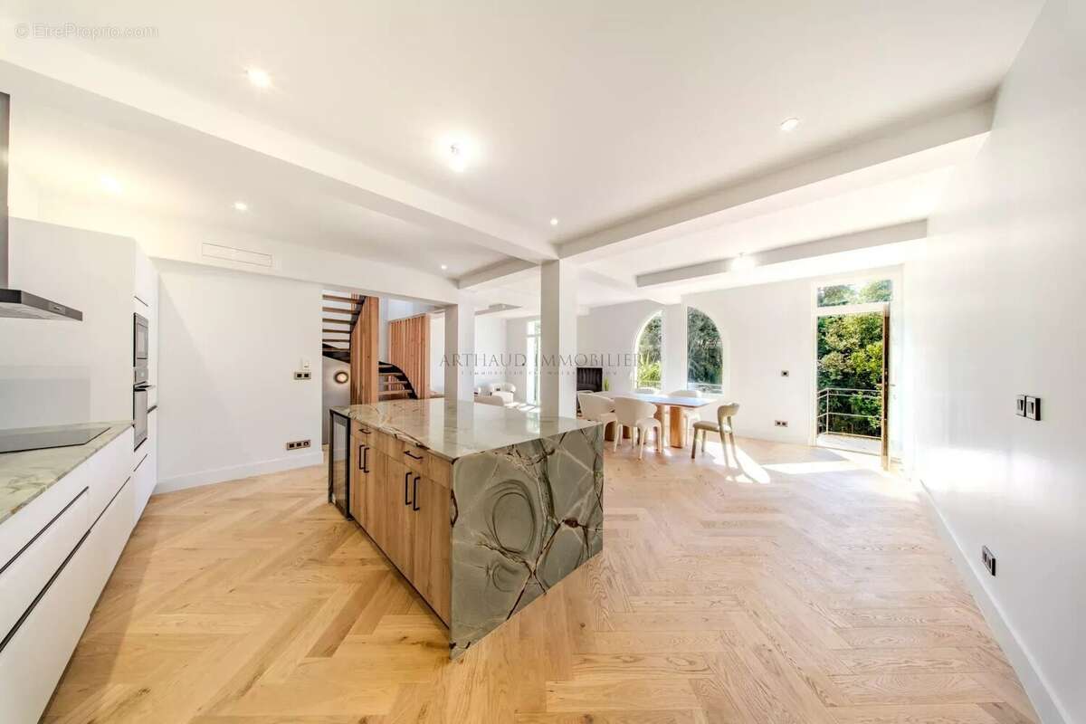 Maison à CANNES
