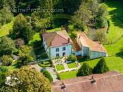 Maison à LACROIX-SUR-MEUSE