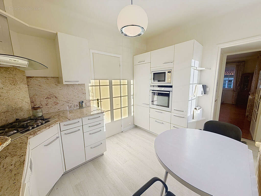 Maison à SOTTEVILLE-LES-ROUEN